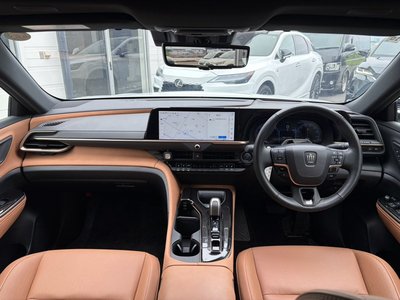 2024 Toyota CROWN SPORT 照片 2