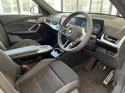 2026 BMW X1 thumbnail 18