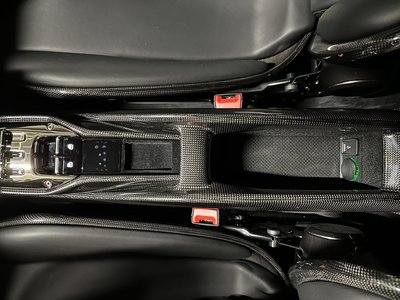 صورة 25 لـ 2021 Ferrari SF90 STRADALE