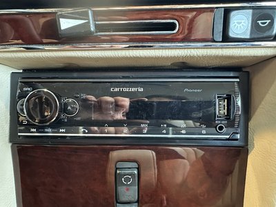 1987 Mercedes-BENZ SL — миниатюра 25