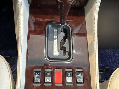1987 Mercedes-BENZ SL — миниатюра 27