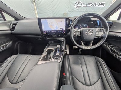 2023 Lexus NX photo 16