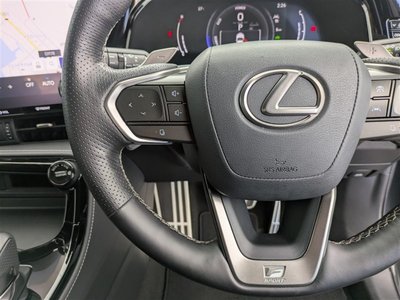 2023 Lexus NX thumbnail 22