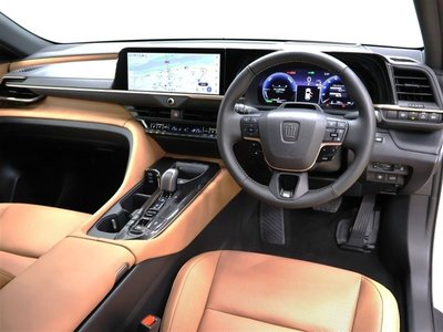 صورة 5 لـ 2023 Toyota CROWN SPORT