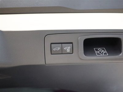 صورة 34 لـ 2023 Toyota CROWN SPORT