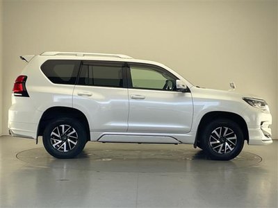 2020 Toyota LAND CRUISER PRADO thumbnail 45