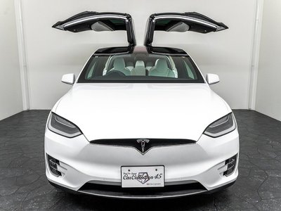 صورة 22 لـ 2017 Tesla MODEL X