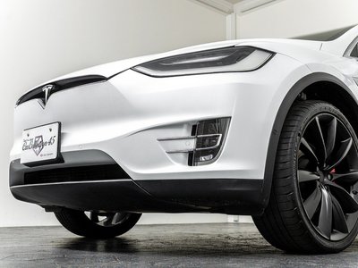 صورة 21 لـ 2017 Tesla MODEL X