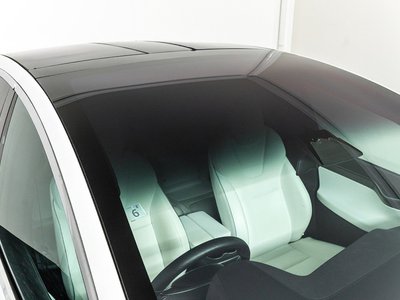 صورة 34 لـ 2017 Tesla MODEL X