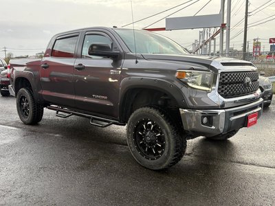 2018 Toyota TUNDRA — фото 10