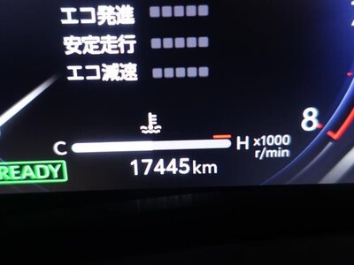 2024 Toyota ALPHARD — фото 17