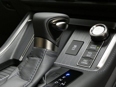 2025 Lexus GX thumbnail 40