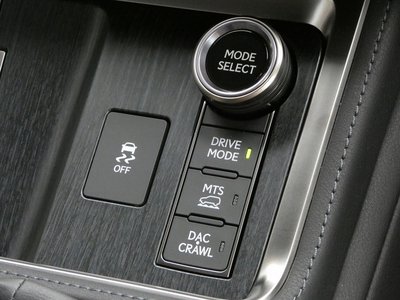 2025 Lexus GX thumbnail 41