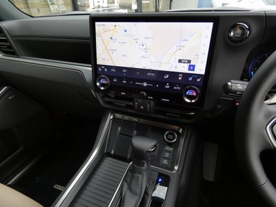 2025 Lexus GX thumbnail 25