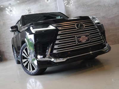 2025 Lexus LX thumbnail 54