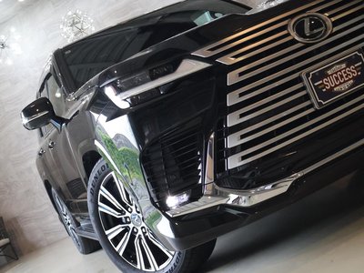 2025 Lexus LX thumbnail 55