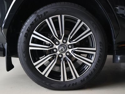 2025 Lexus LX thumbnail 62