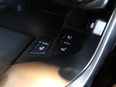 2025 Lexus LX thumbnail 43