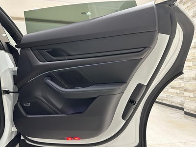 2023 Porsche TAYCAN — миниатюра 52