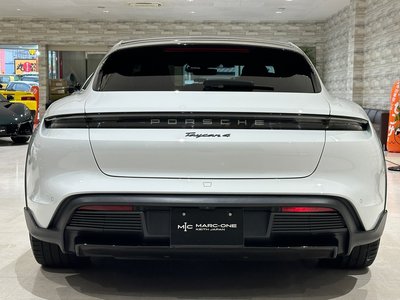 2023 Porsche TAYCAN — миниатюра 11
