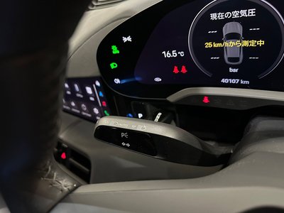 2023 Porsche TAYCAN — миниатюра 33