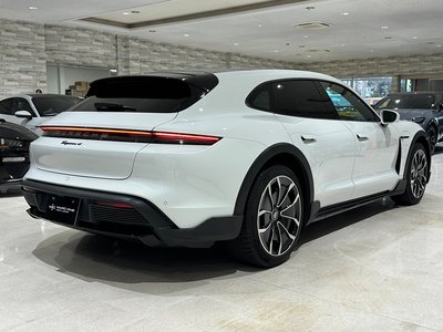 2023 Porsche TAYCAN — миниатюра 14