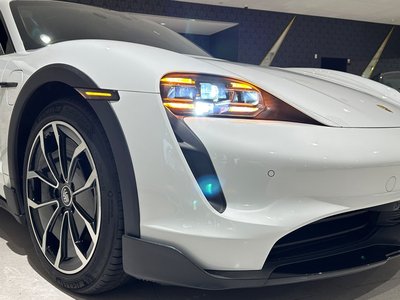 2023 Porsche TAYCAN — миниатюра 9