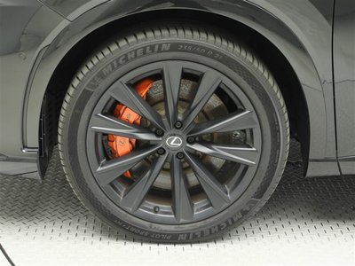 صورة 30 لـ 2024 Lexus RX
