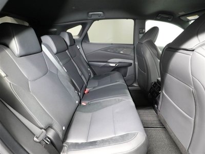 صورة 20 لـ 2024 Lexus RX