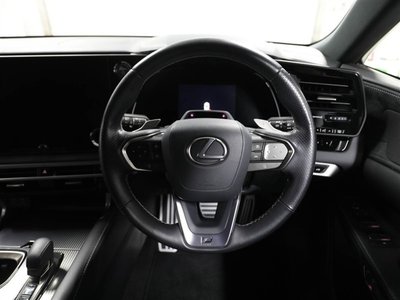 صورة 24 لـ 2024 Lexus RX