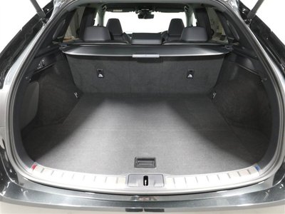 صورة 21 لـ 2024 Lexus RX