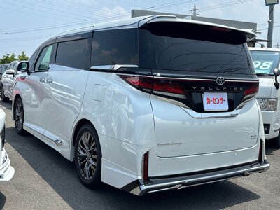 2025 Toyota VELLFIRE 照片 8