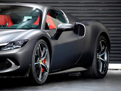 2025 Ferrari 296 GTS 照片 5