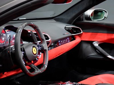 2025 Ferrari 296 GTS 照片 2