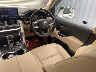 2024 Toyota LAND CRUISER 300 — фото 48