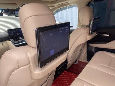 2024 Toyota LAND CRUISER 300 — фото 34