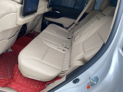 2024 Toyota LAND CRUISER 300 — фото 35
