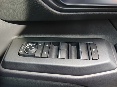 صورة 35 لـ 2025 Toyota LAND CRUISER 250