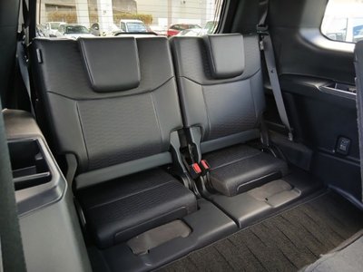 صورة 17 لـ 2025 Toyota LAND CRUISER 250