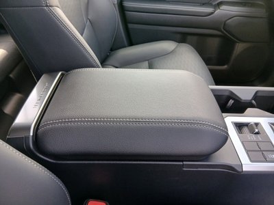 صورة 15 لـ 2025 Toyota LAND CRUISER 250