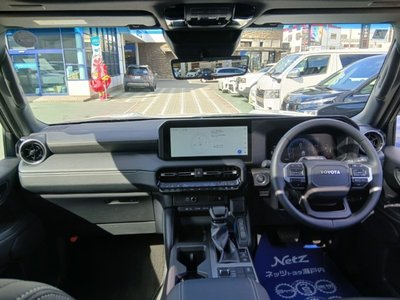 صورة 12 لـ 2025 Toyota LAND CRUISER 250