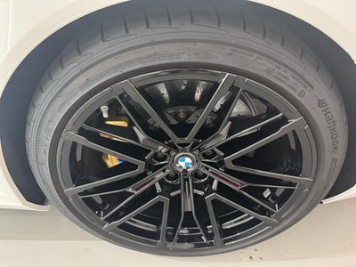 2025 BMW M5 thumbnail 33