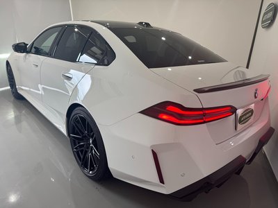 2025 BMW M5 photo 16