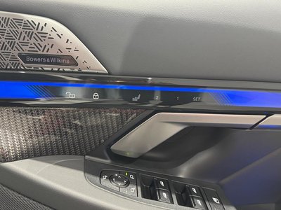 2025 BMW M5 thumbnail 54