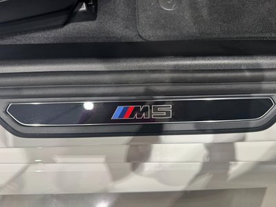 2025 BMW M5 thumbnail 48
