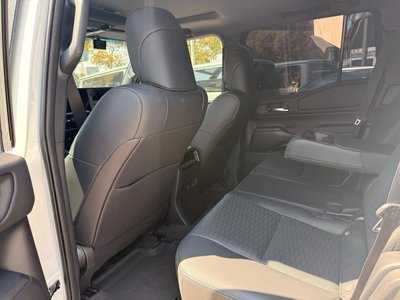 صورة 54 لـ 2024 Toyota LAND CRUISER 250