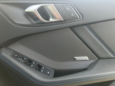 2025 BMW 1 SERIES photo 13