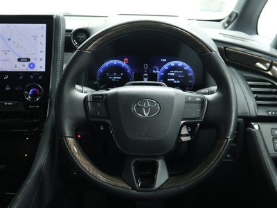 2023 Toyota ALPHARD — фото 17