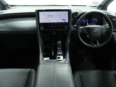 2023 Toyota ALPHARD — фото 3