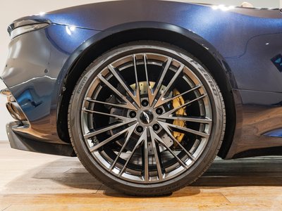 صورة 14 لـ 2022 Aston Martin DBS SUPERLEGGERA VOLANTE